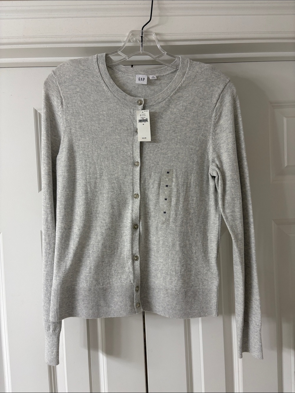 NWT! GAP Button-Front Cotton Knit Cardigan. Heather Grey  Color. Sz M New!